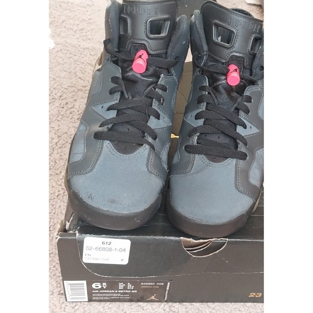Nike Air Jordan 6 VI Retro Black Anthracite Hyper Pink 6.5Y W/ Box - Picture 6 of 9